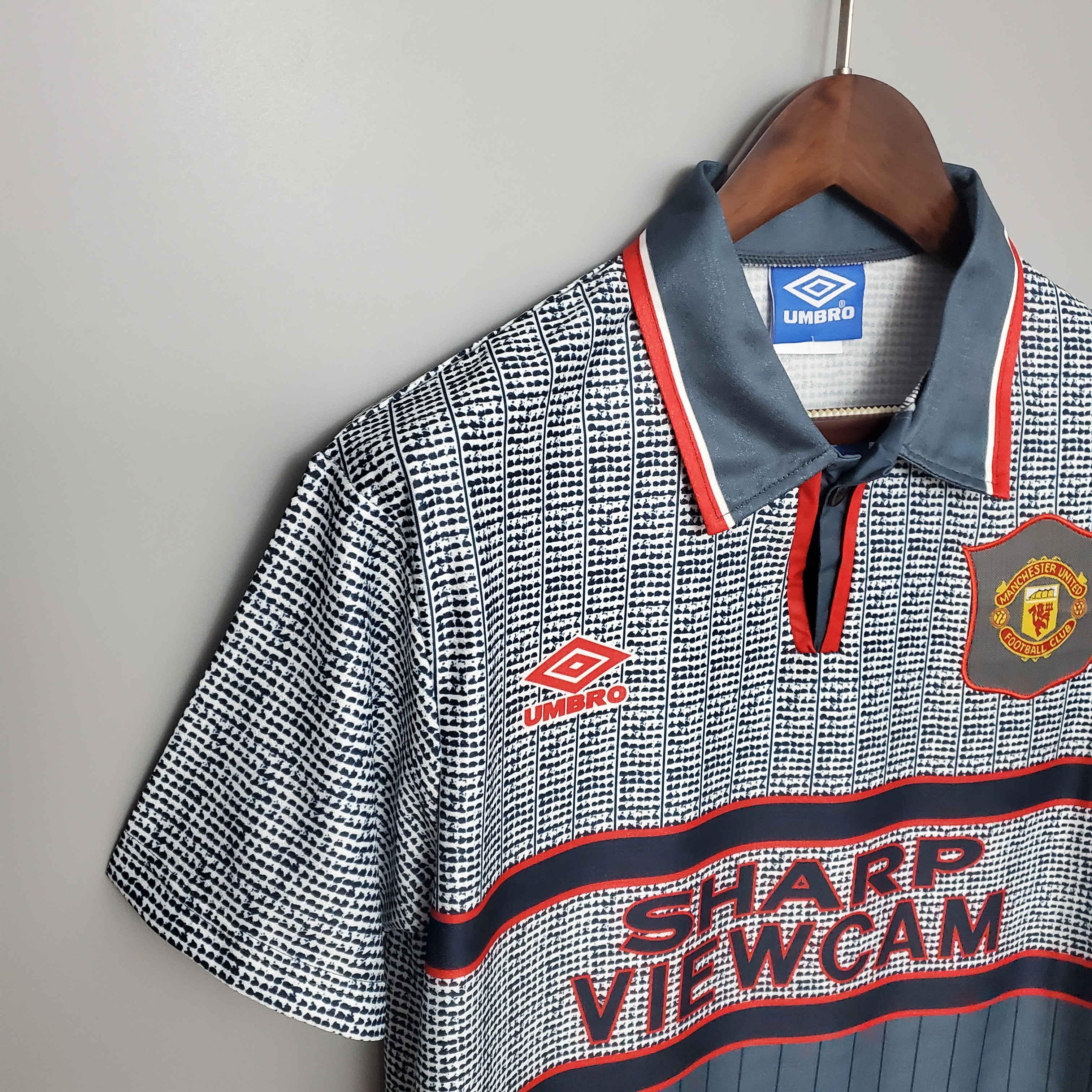 Camiseta Retro Manchester United FC Visitante 1995-96 - Fútbol Club Vintage