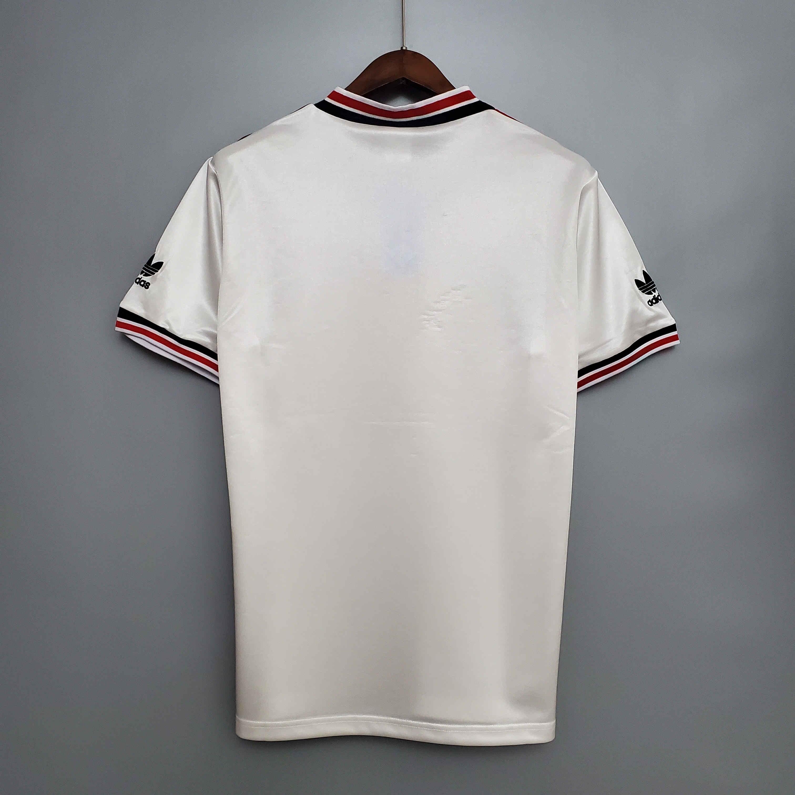Camiseta Retro Manchester United FC Visitante 1985-86 - Fútbol Club Vintage