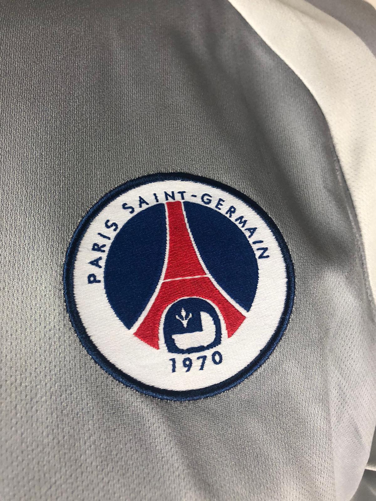 Retro Paris Saint-Germain Visitante (2º) 2001 - Fútbol Club Vintage
