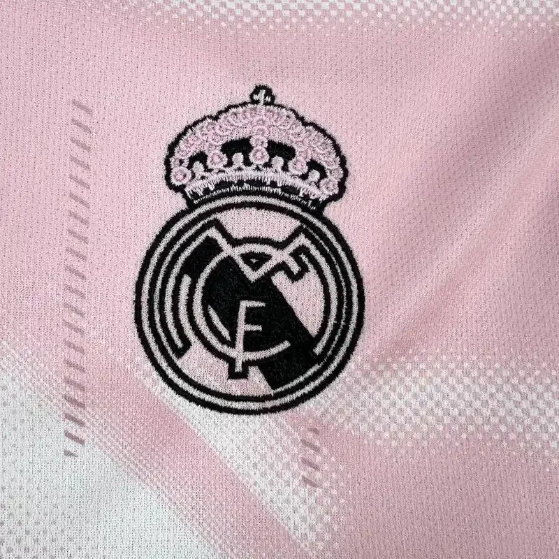 Real Madrid Edición Especial Rosa 2024-25 - Fútbol Club Vintage