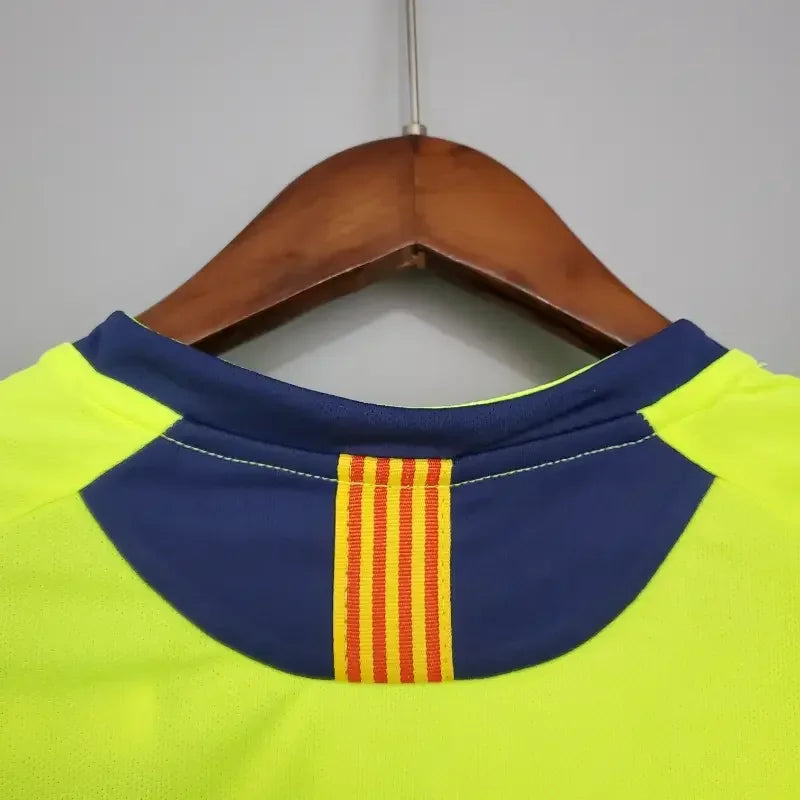 Camiseta Retro Ronaldinho FC Barcelona Visitante 2005-06 - Fútbol Club Vintage
