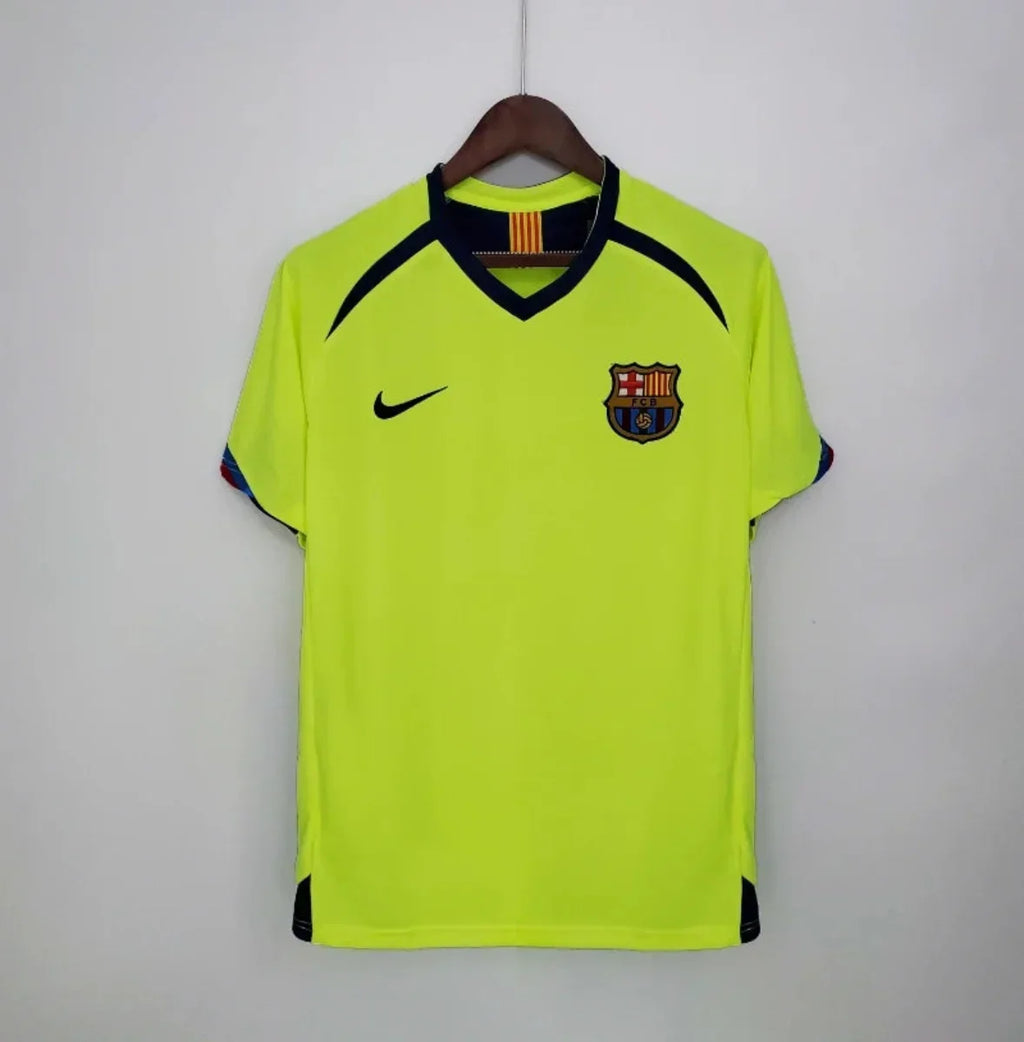 Camiseta Retro Ronaldinho FC Barcelona Visitante 2005-06 - Fútbol Club Vintage