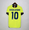 Camiseta Retro Ronaldinho FC Barcelona Visitante 2005-06 - Fútbol Club Vintage
