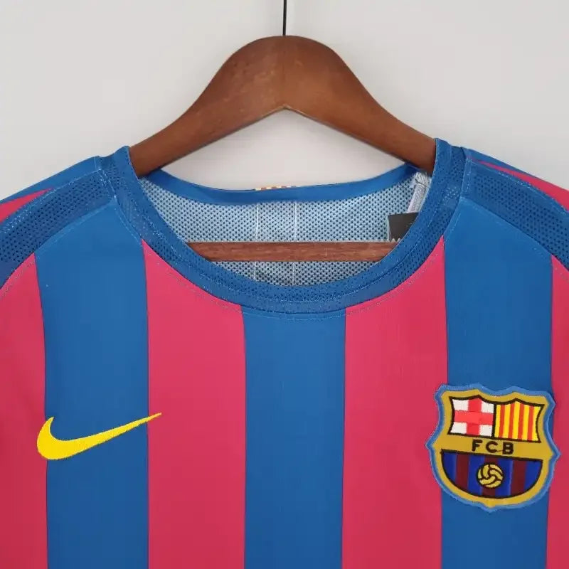 Camiseta Retro FC Barcelona Manga Larga 2005-06 - Fútbol Club Vintage