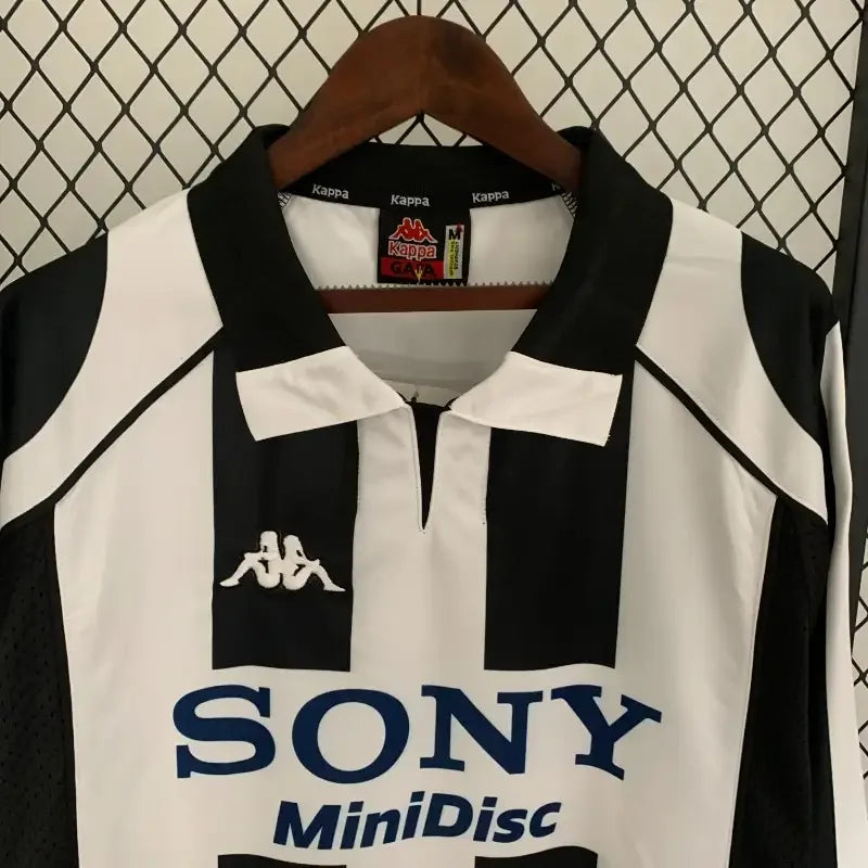 Camiseta Retro Juventus de Turín Manga Larga 1997-98 - Fútbol Club Vintage