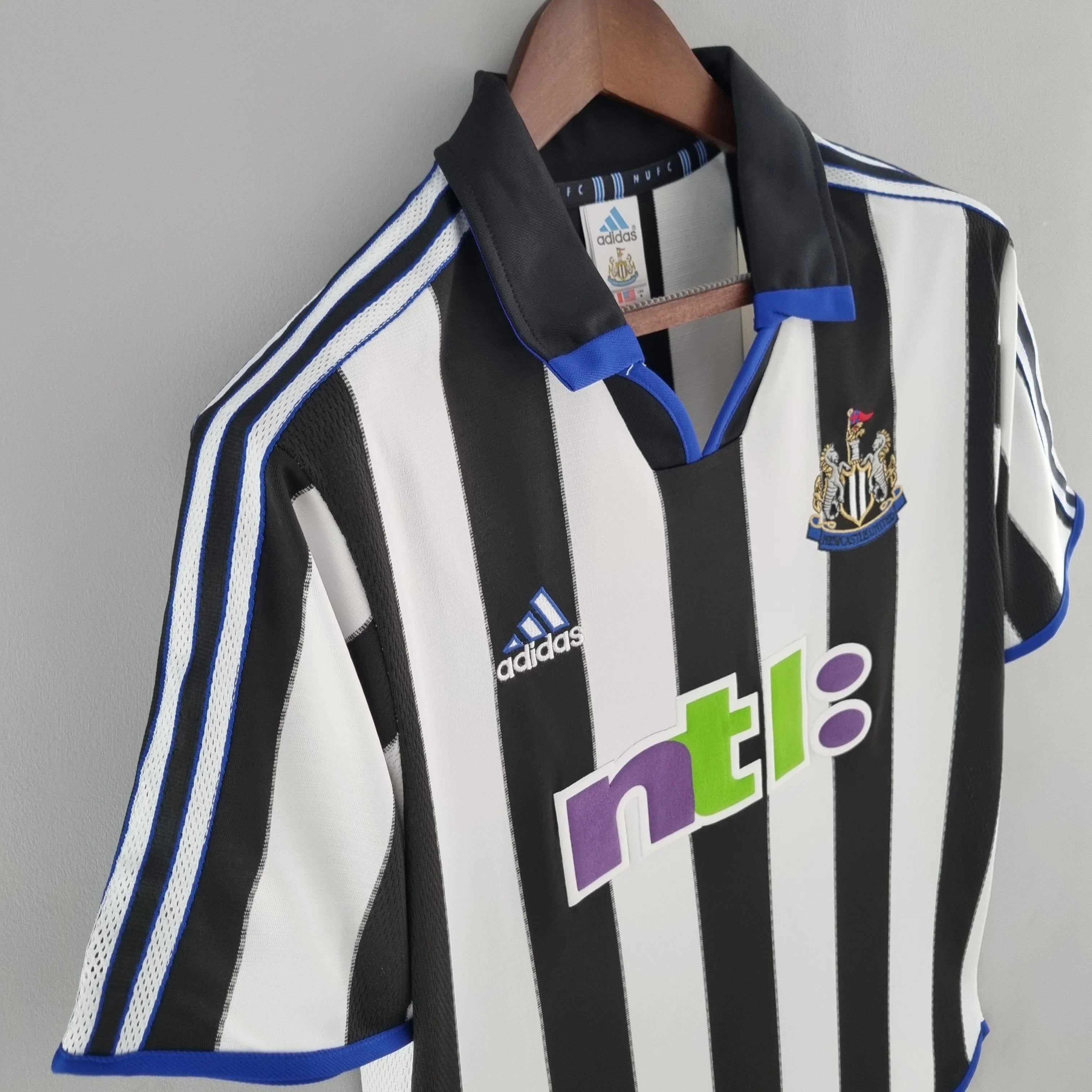 Camiseta Retro Newcastle United 2000-01 - Fútbol Club Vintage