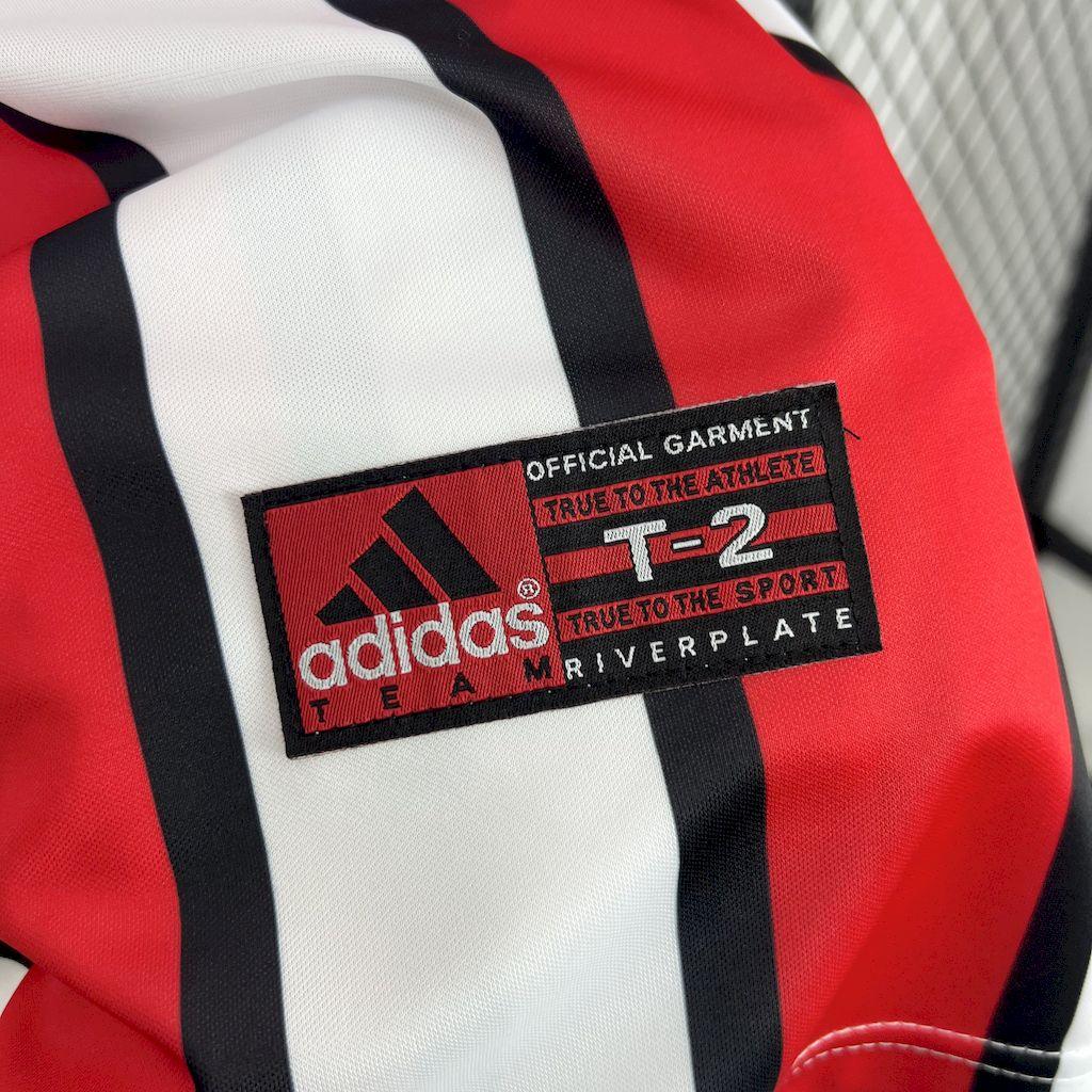 Camiseta Retro River Plate 3ª equipación 1999-00 - Fútbol Club Vintage