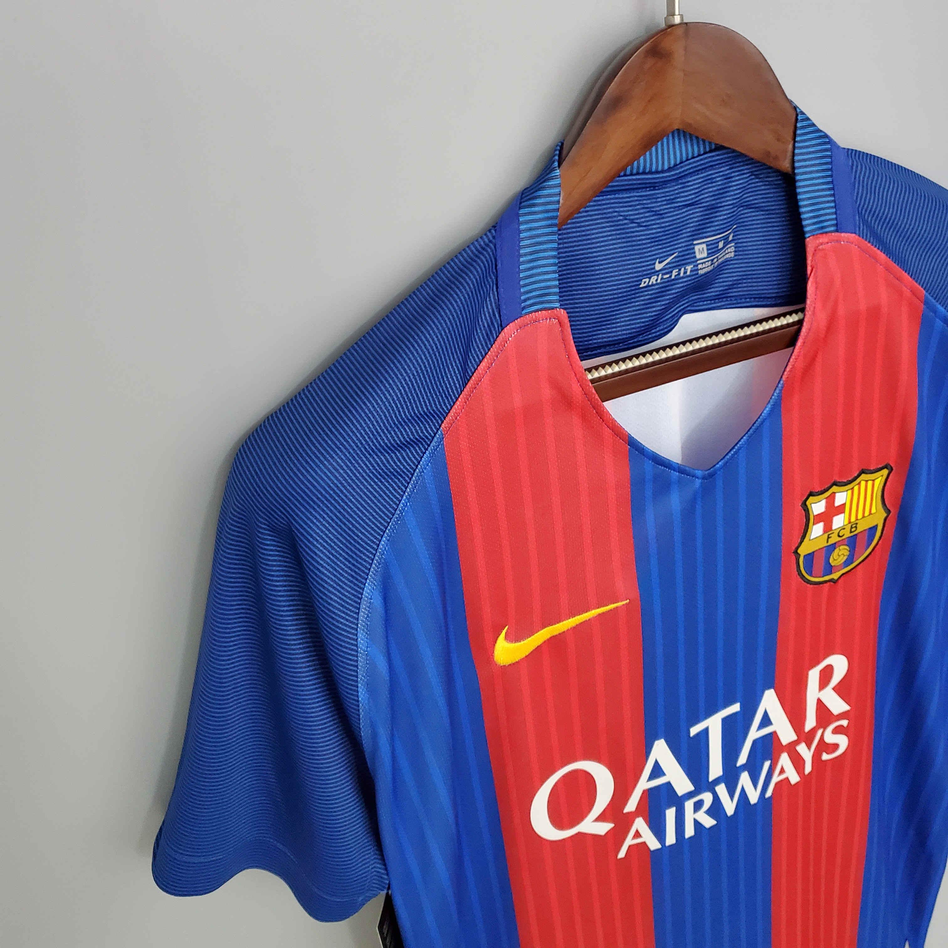 Camiseta Retro FC Barcelona 2016-17 - Fútbol Club Vintage