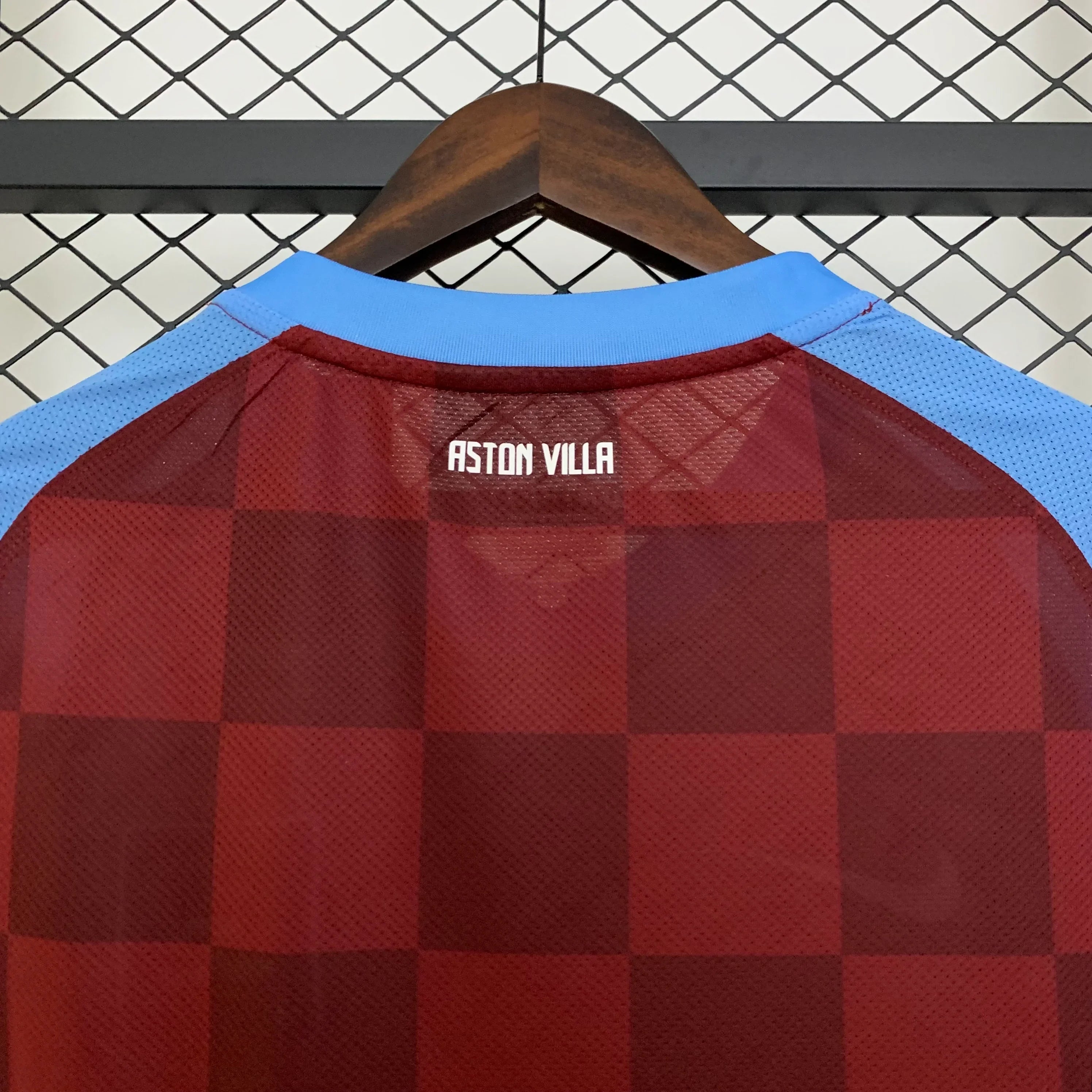 Camiseta Retro Aston Villa 2011-12 - Fútbol Club Vintage