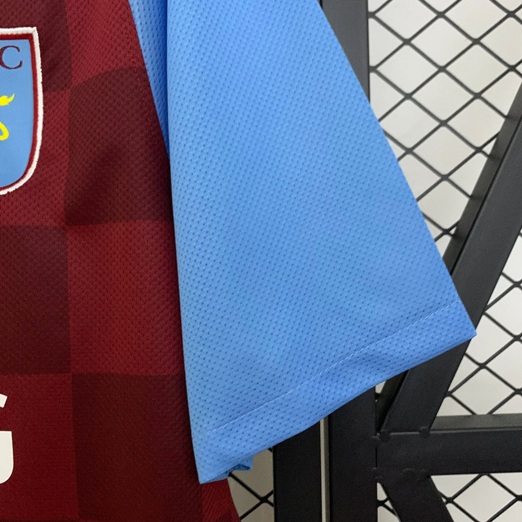 Camiseta Retro Aston Villa 2011-12 - Fútbol Club Vintage