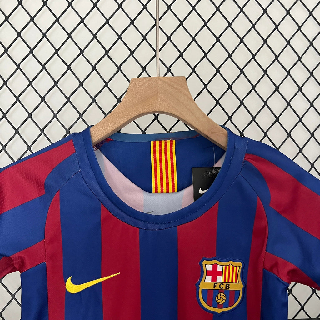 FC Barcelona Niños 2005-06 - Fútbol Club Vintage