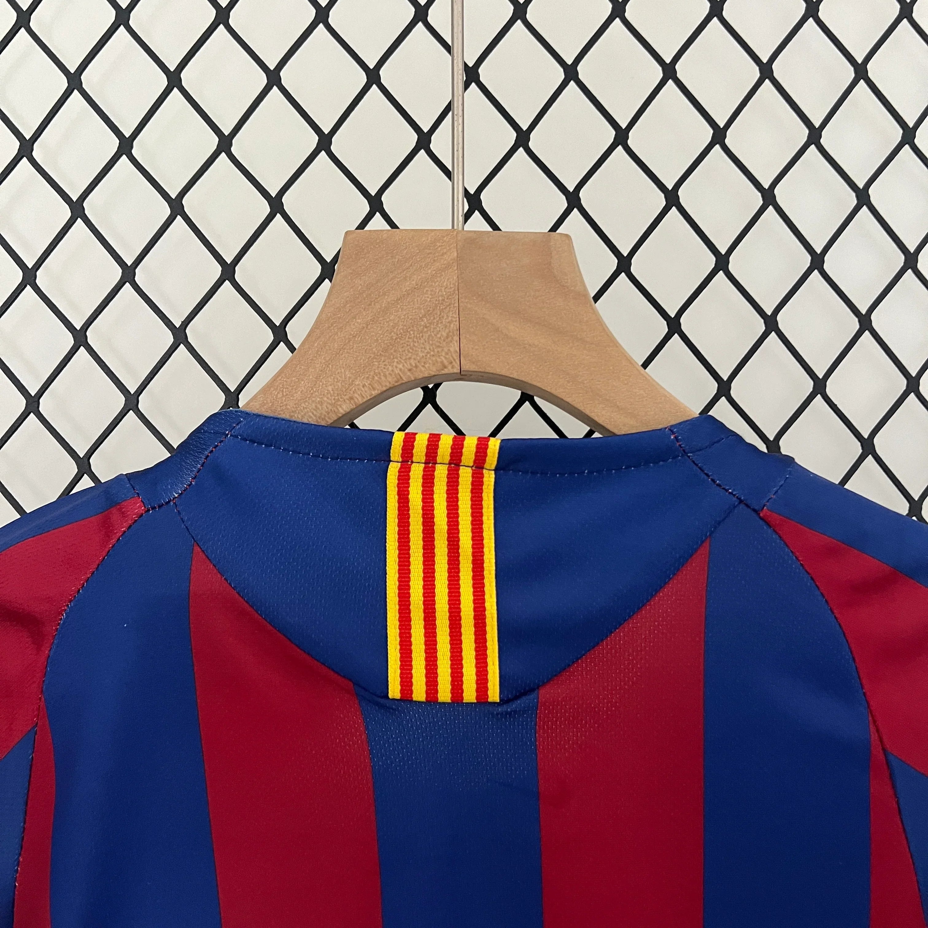 FC Barcelona Niños 2005-06 - Fútbol Club Vintage