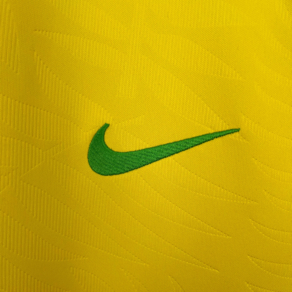 Camiseta Retro Brasil 2023 - Fútbol Club Vintage