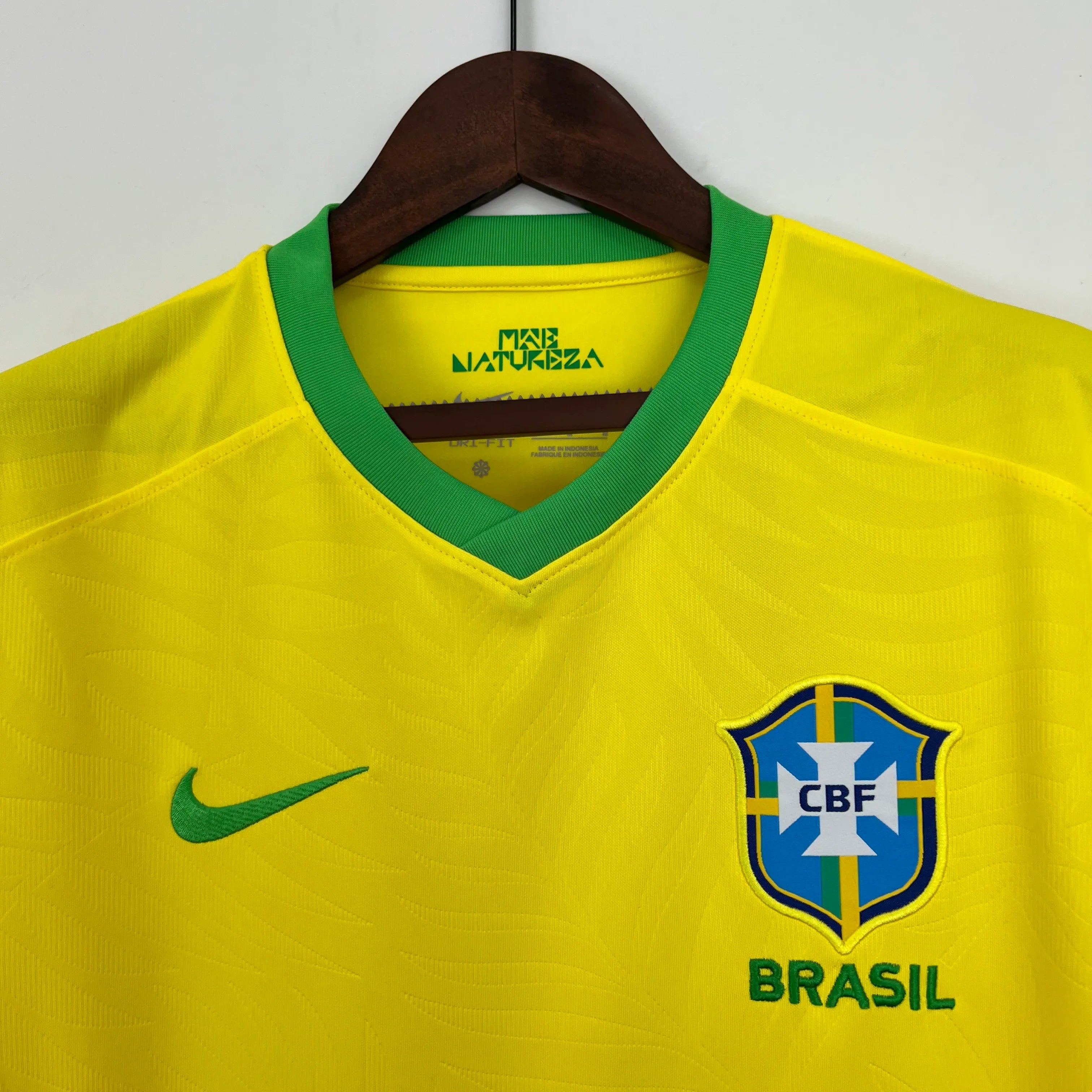 Camiseta Retro Brasil 2023 - Fútbol Club Vintage