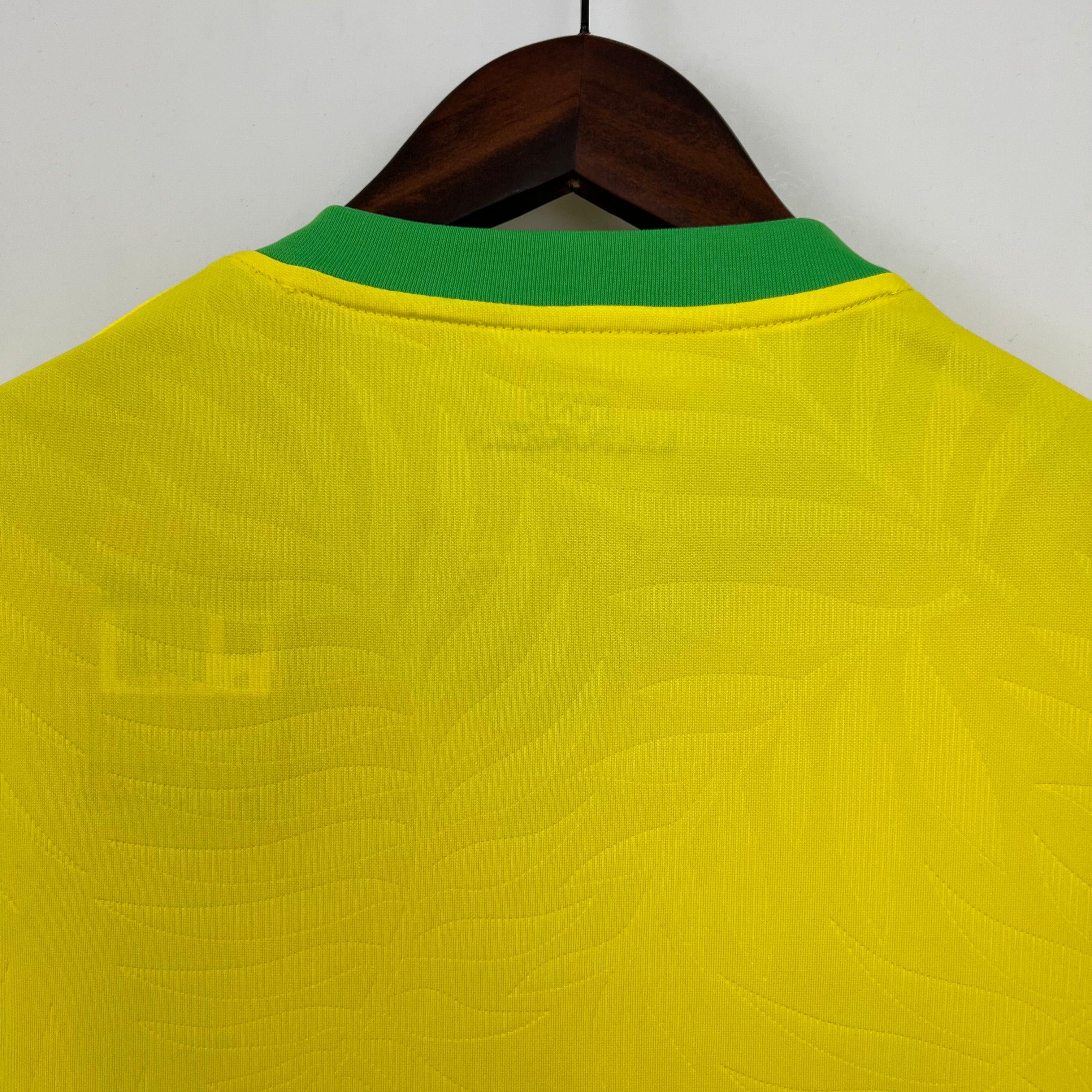 Camiseta Retro Brasil 2023 - Fútbol Club Vintage