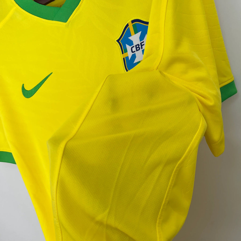 Camiseta Retro Brasil 2023 - Fútbol Club Vintage