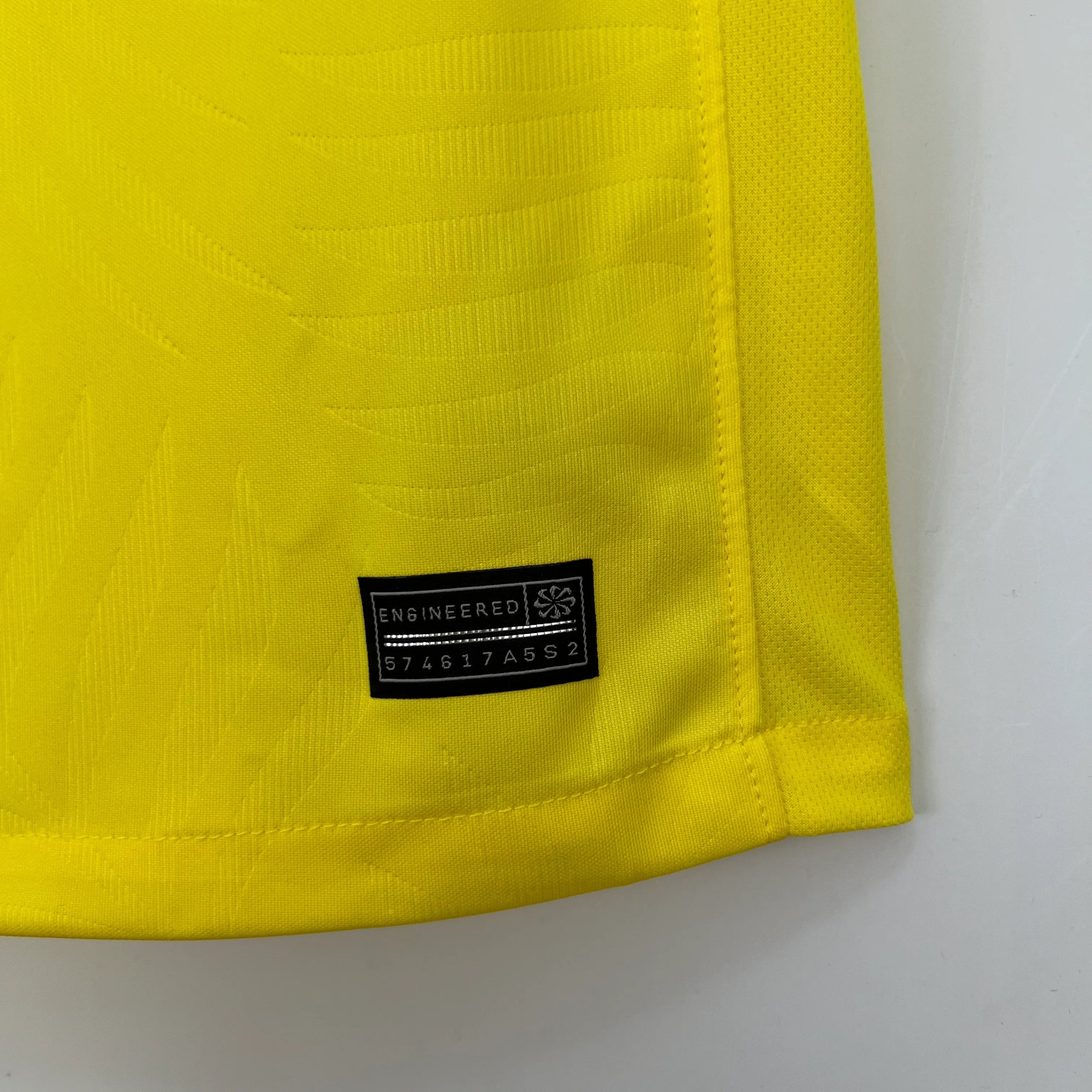 Camiseta Retro Brasil 2023 - Fútbol Club Vintage