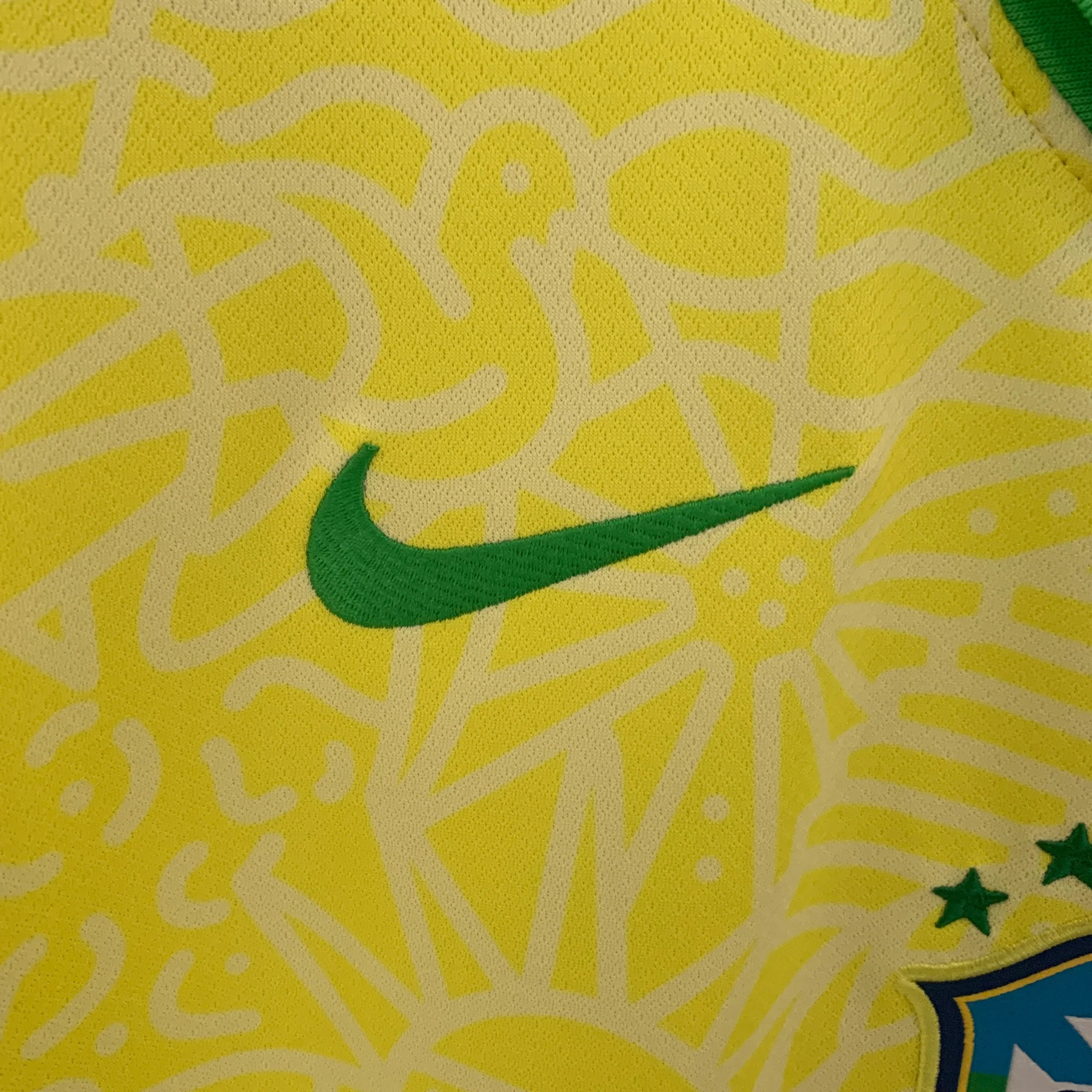 Camiseta Retro Brasil 2024 - Fútbol Club Vintage