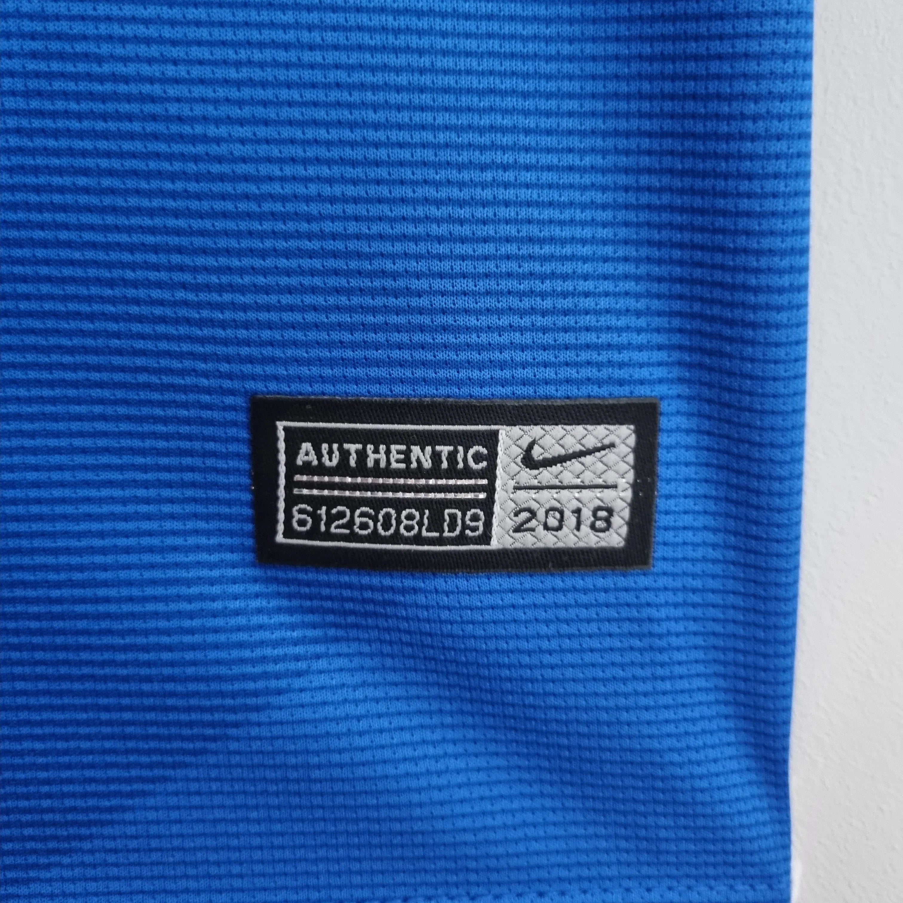 Camiseta Retro Brasil Visitante 2018 - Fútbol Club Vintage