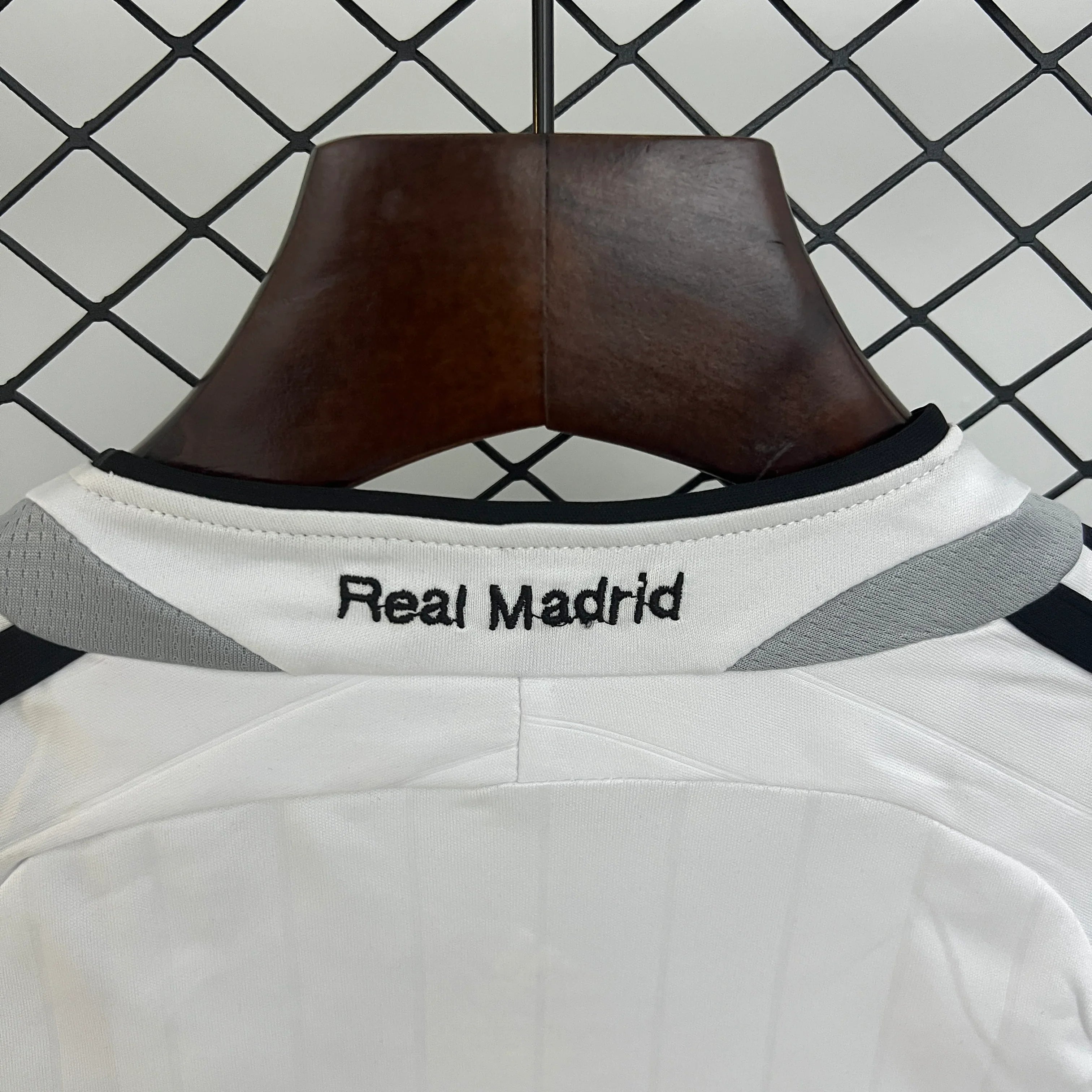 Retro Real Madrid Niños 2006-07 - Fútbol Club Vintage