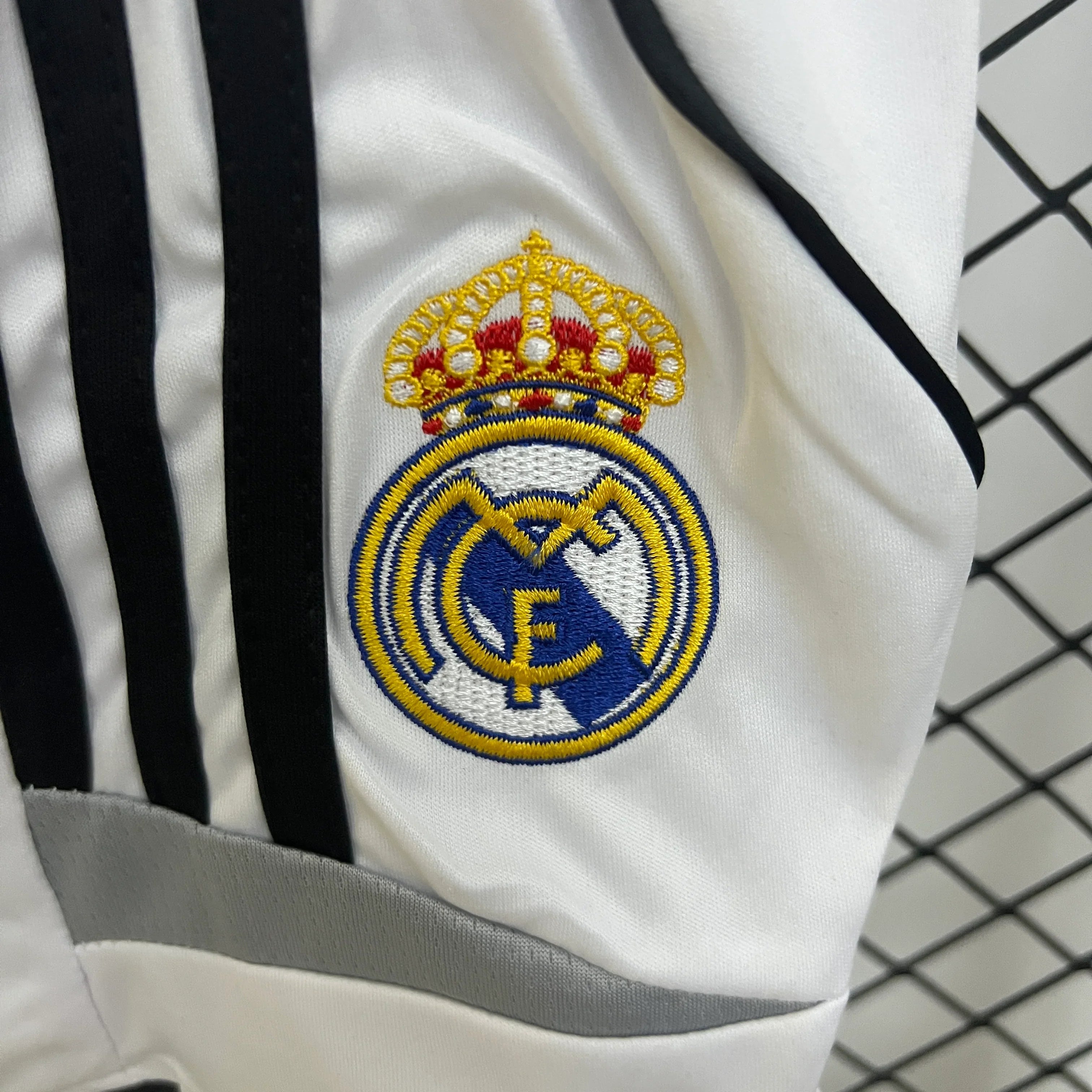 Retro Real Madrid Niños 2006-07 - Fútbol Club Vintage