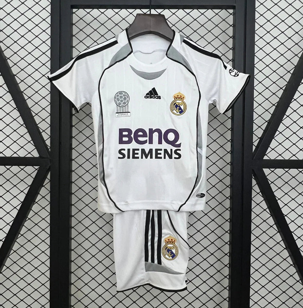 Retro Real Madrid Niños 2006-07 - Fútbol Club Vintage