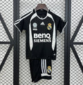 Retro Real Madrid Niños Visitante 2006-07 - Fútbol Club Vintage