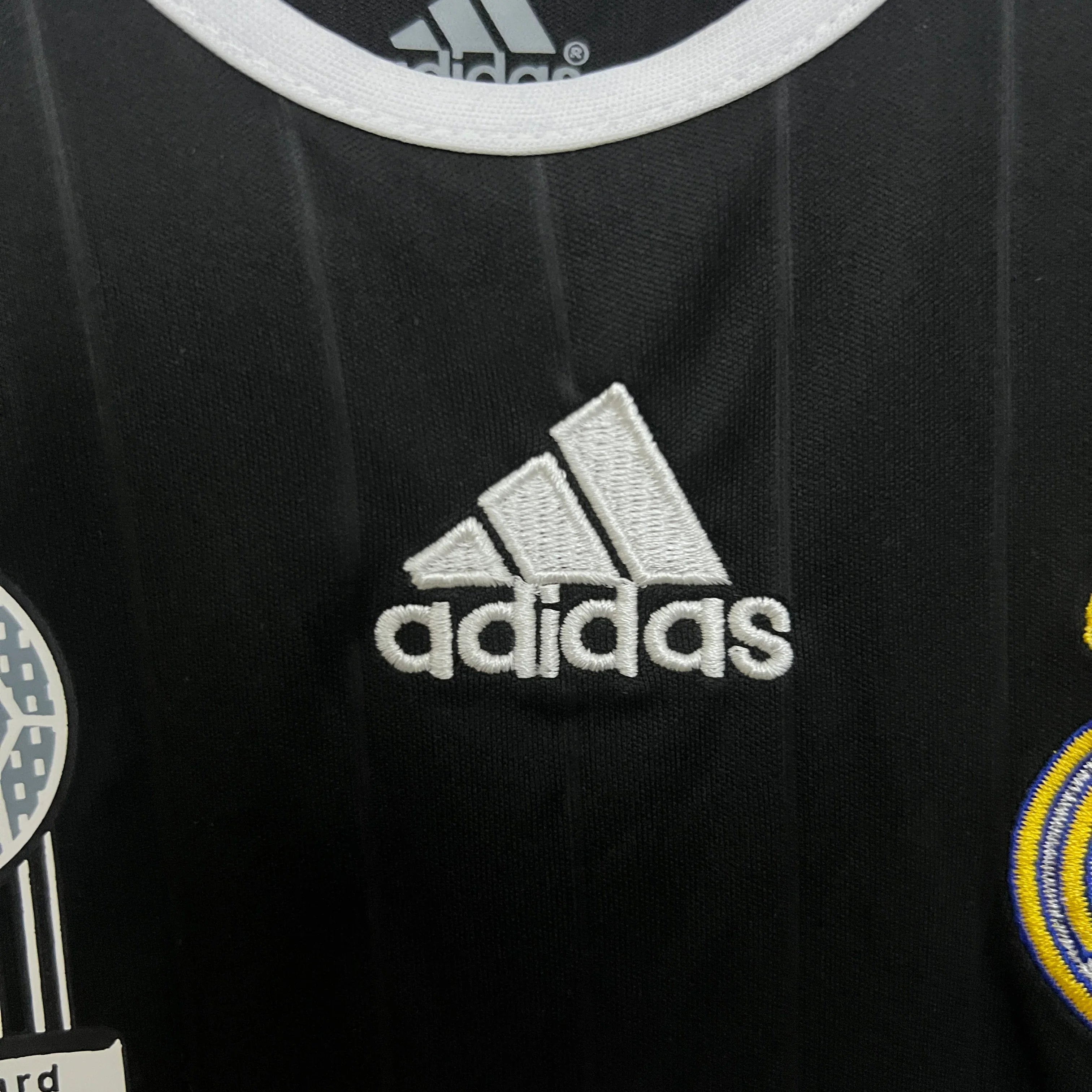 Retro Real Madrid Niños Visitante 2006-07 - Fútbol Club Vintage