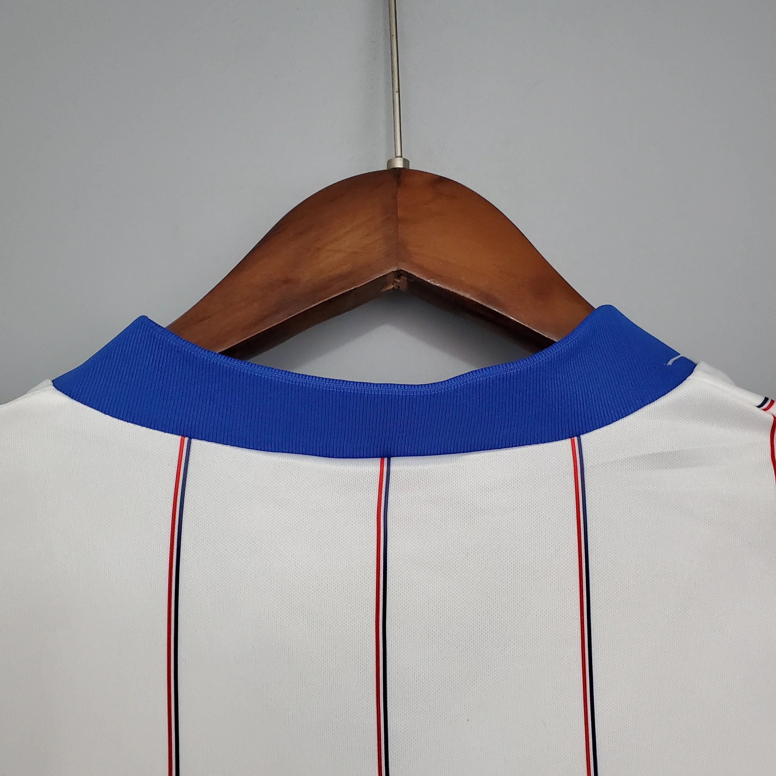 Camiseta Retro Rangers FC Visitante 1982-83 - Fútbol Club Vintage