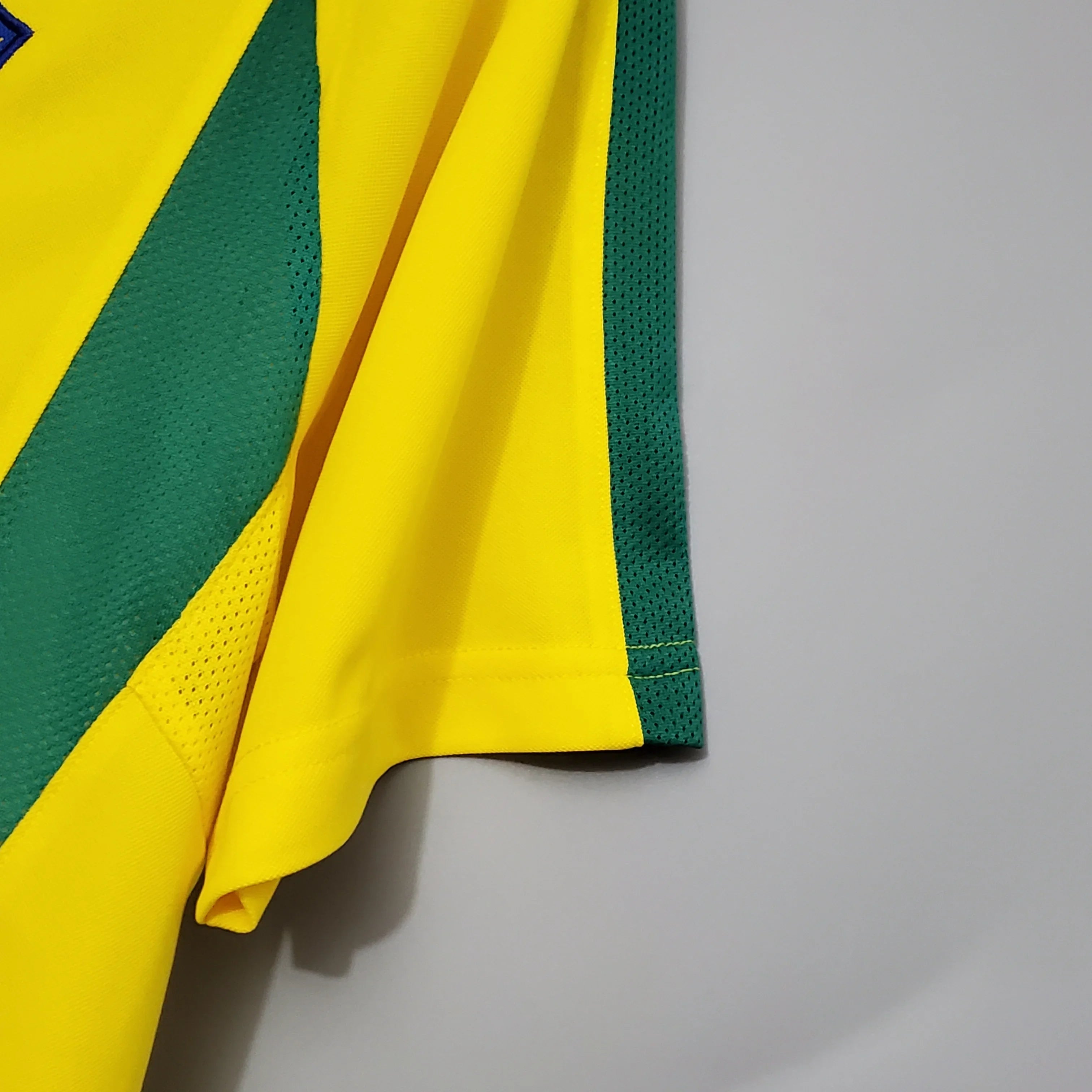 Camiseta Retro Brasil 2002 - Fútbol Club Vintage