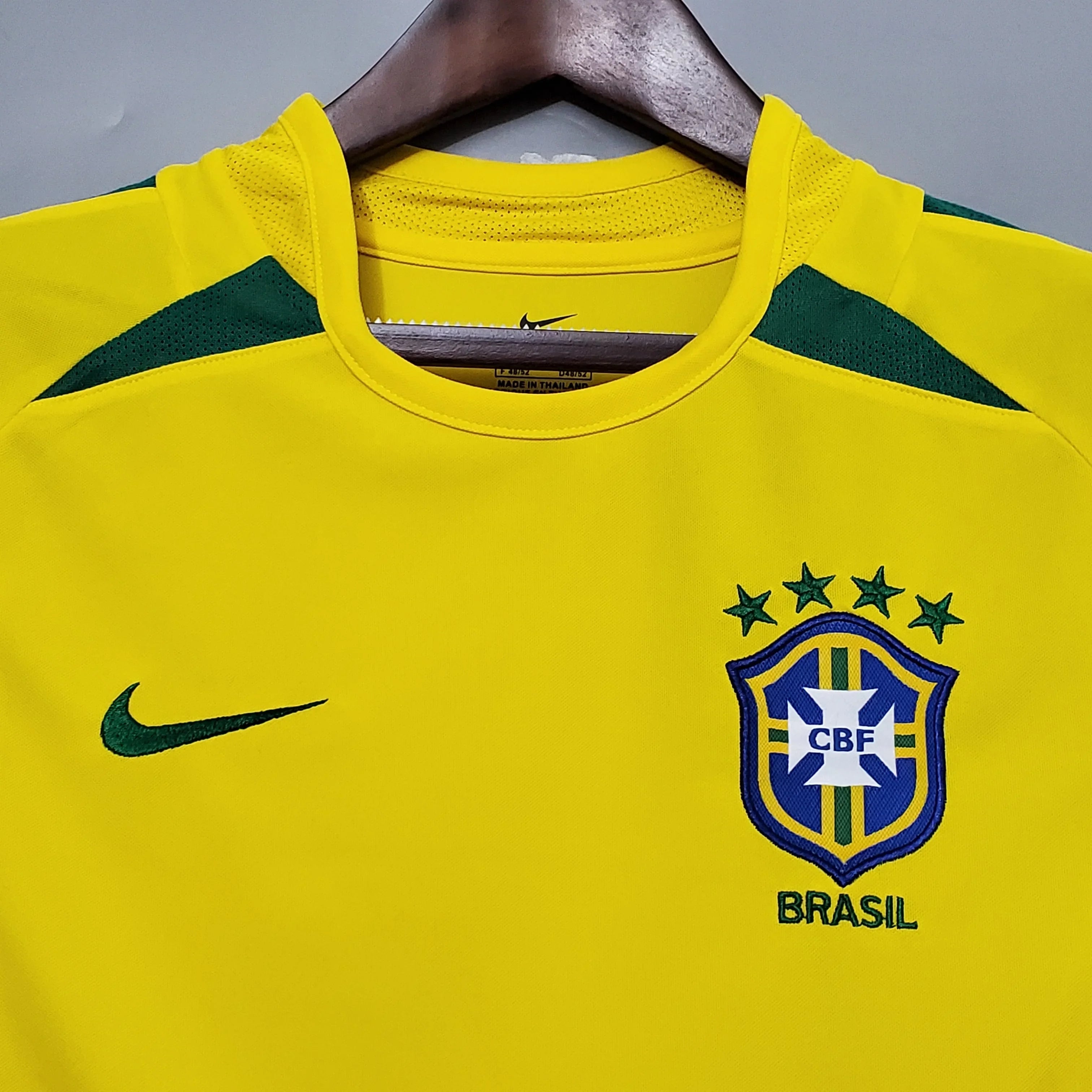 Camiseta Retro Brasil 2002 - Fútbol Club Vintage