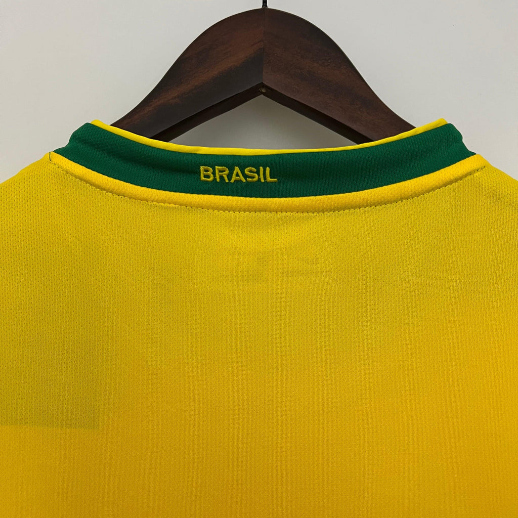Camiseta Retro Brasil 2006 - Fútbol Club Vintage