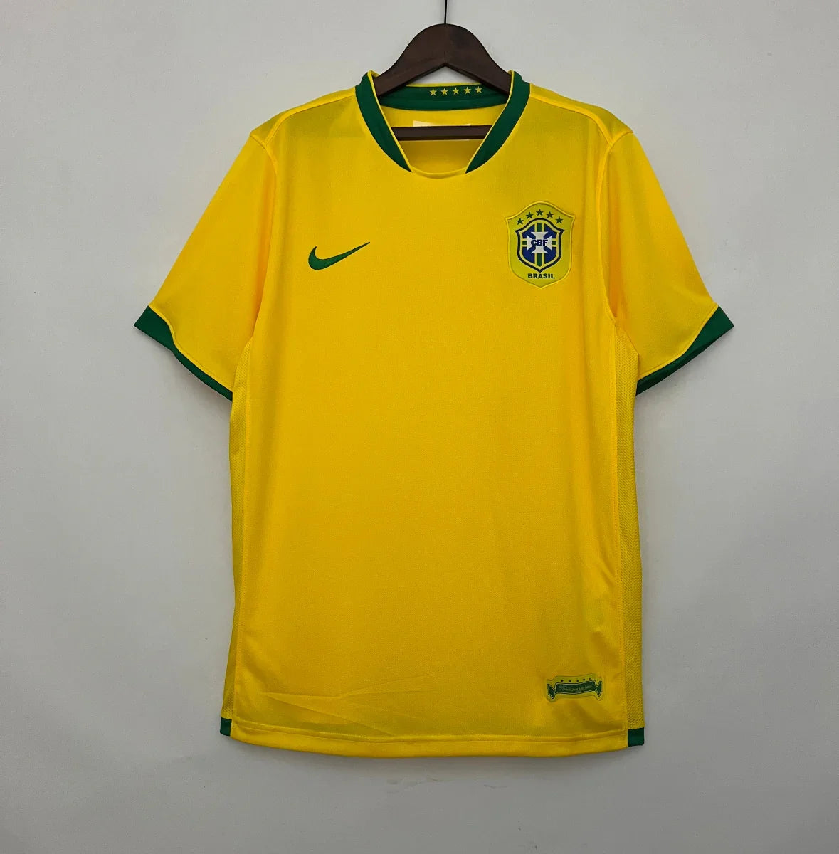 Camiseta Retro Brasil 2006 - Fútbol Club Vintage