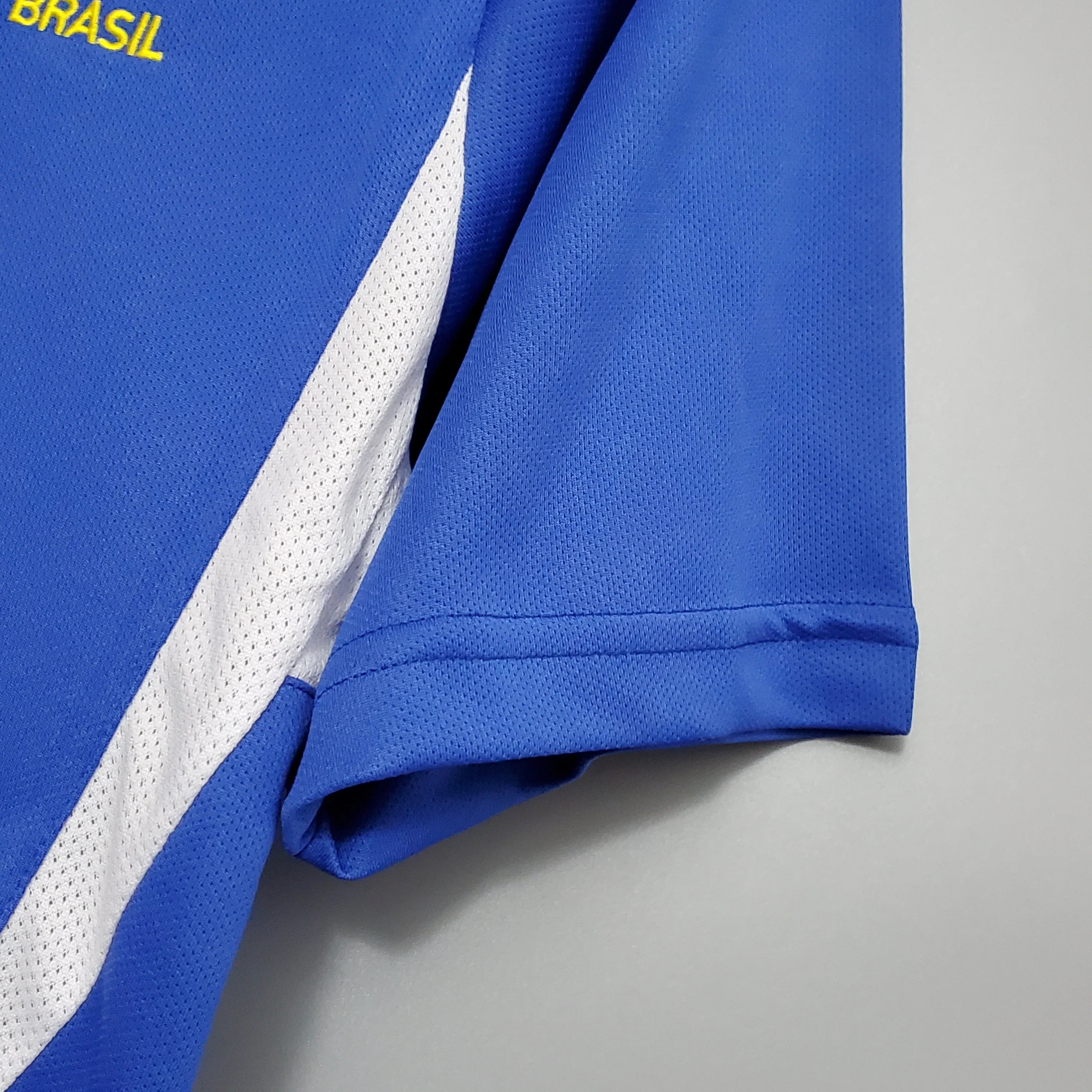 Camsieta Retro Brasil Visitante 2002 - Fútbol Club Vintage