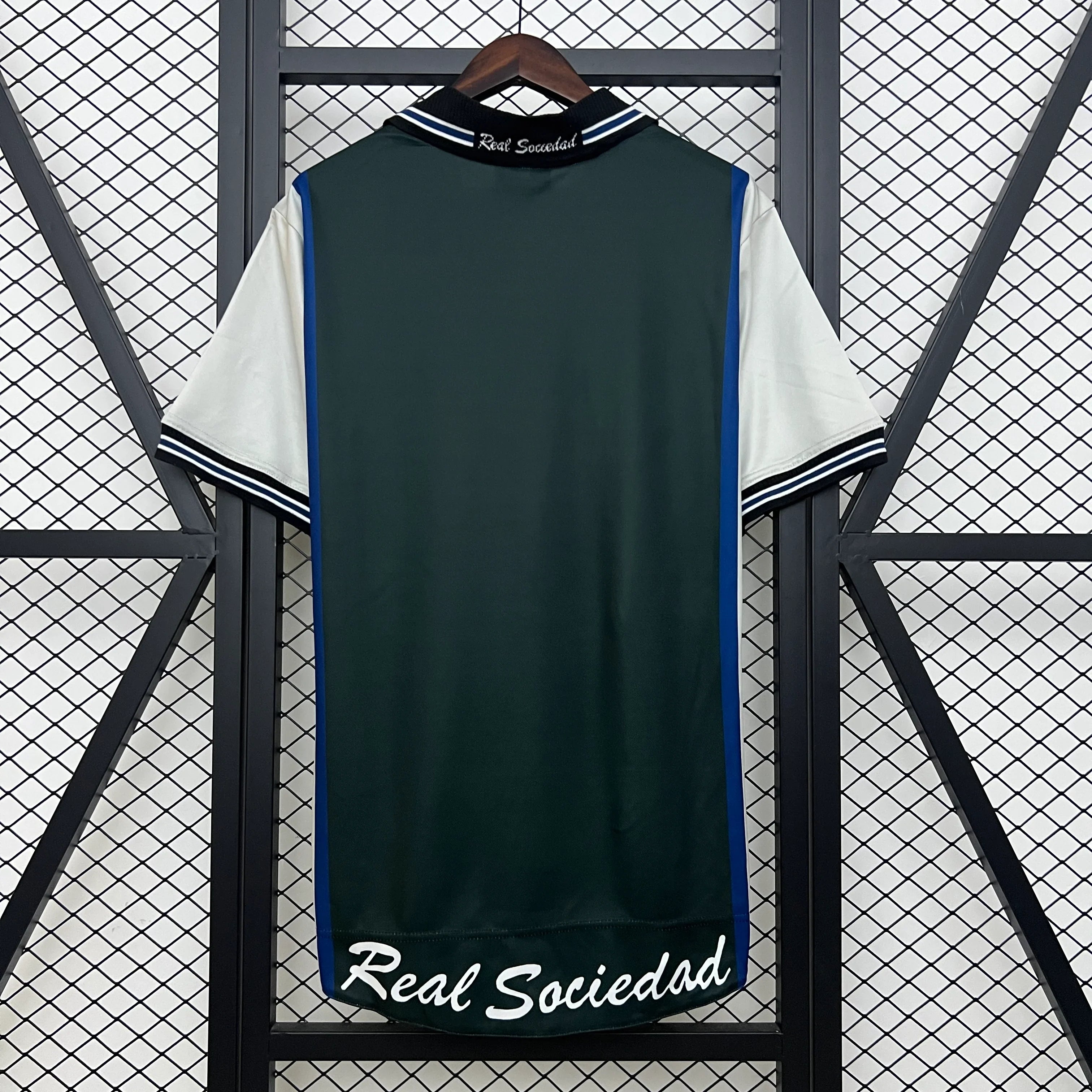 Camiseta Retro Real Sociedad Visitante 2000-02 - Fútbol Club Vintage