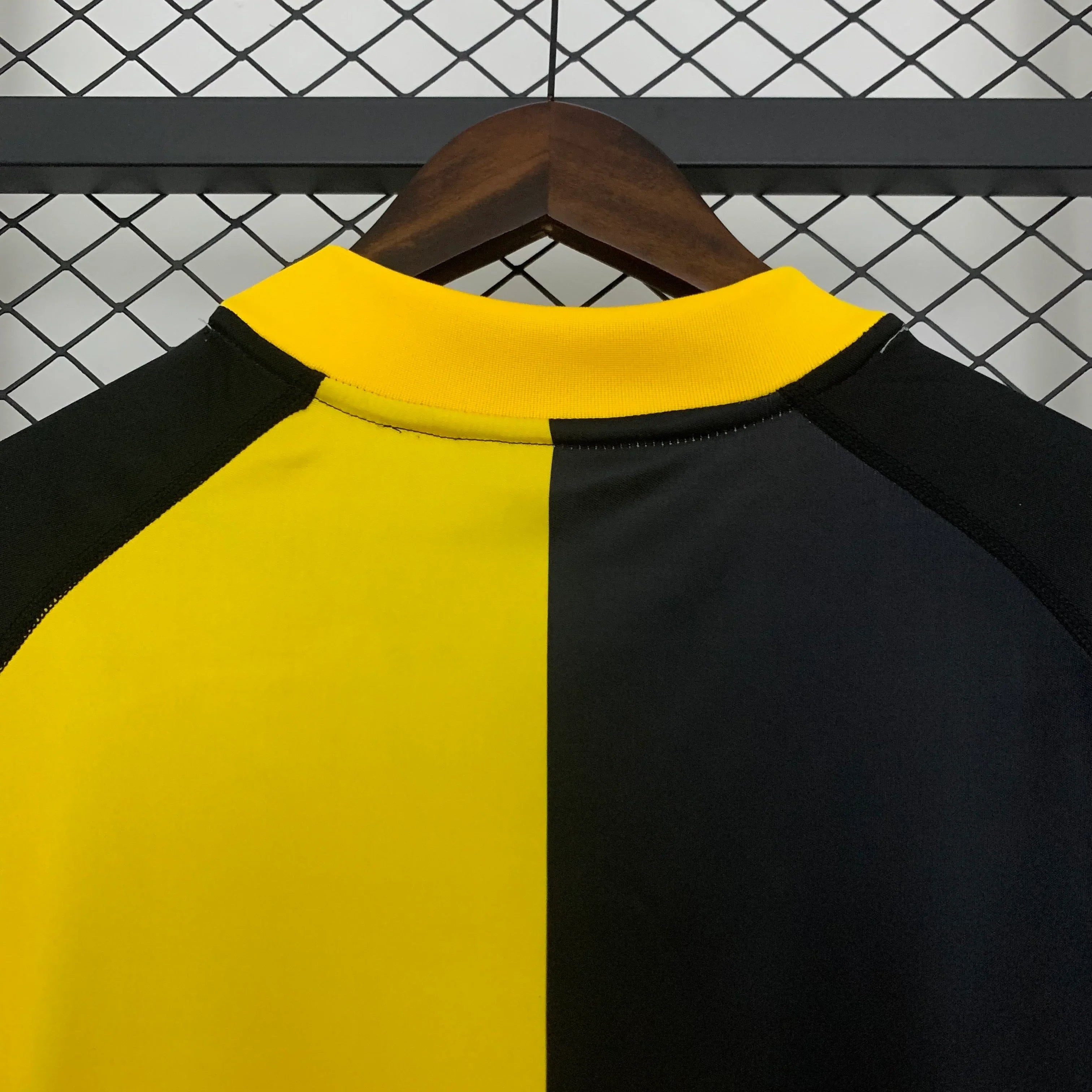Camiseta Retro Real Zaragoza Visitante 2001-02 - Fútbol Club Vintage