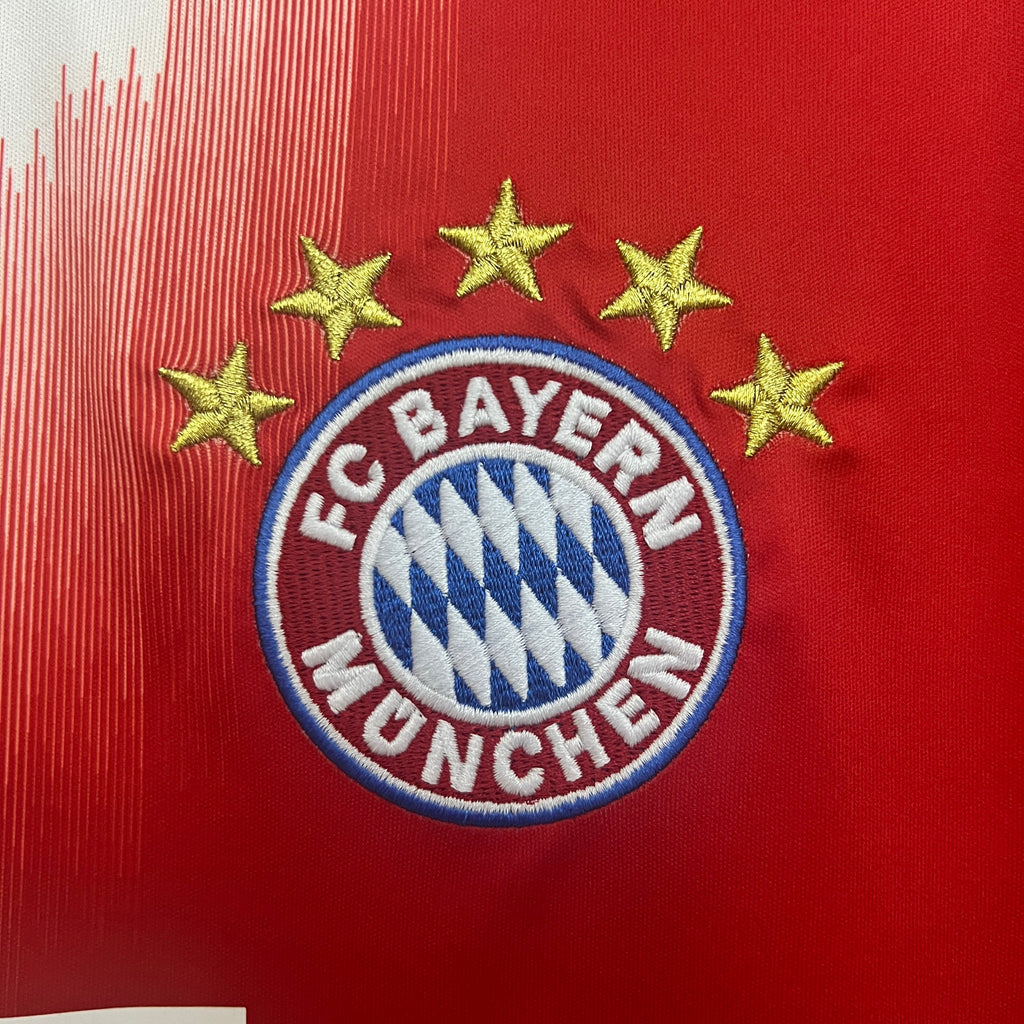 Camiseta del Bayern de Múnich 2025-26