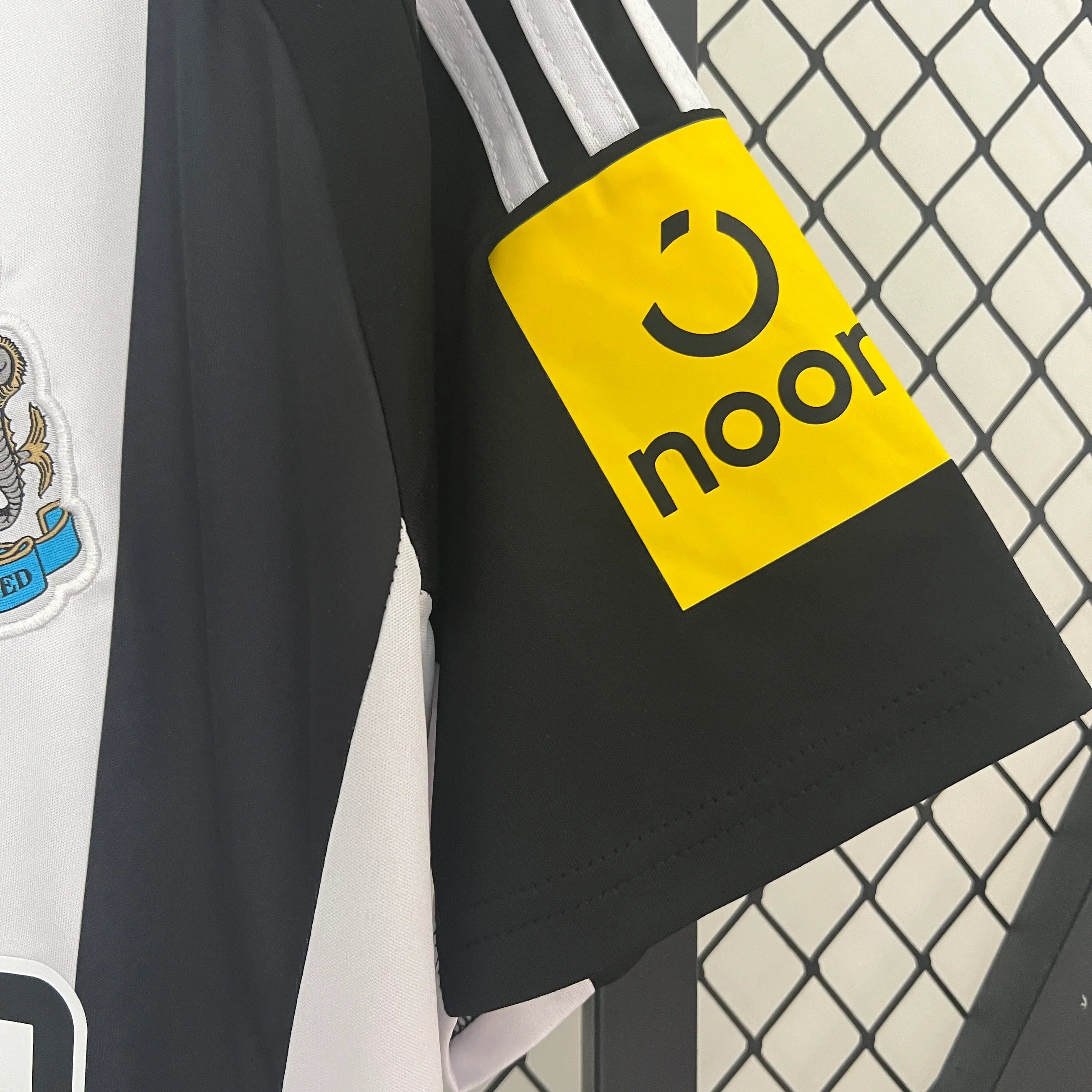Camiseta Retro Newcastle United 2024-25 - Fútbol Club Vintage